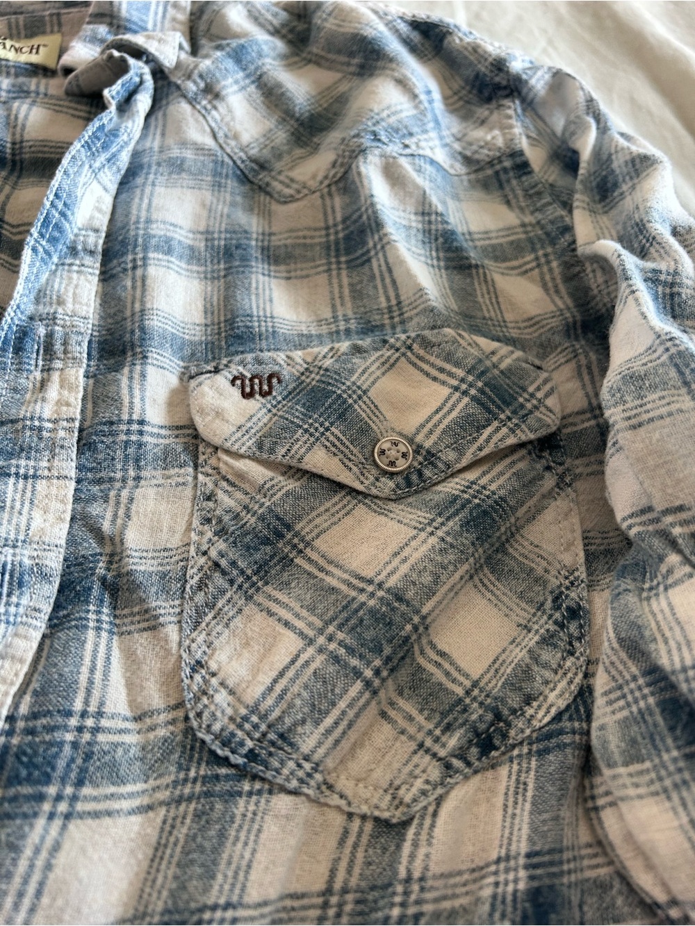 King Ranch Women's Blue Plaid Button-Down Shirt - Picture 4 of 5